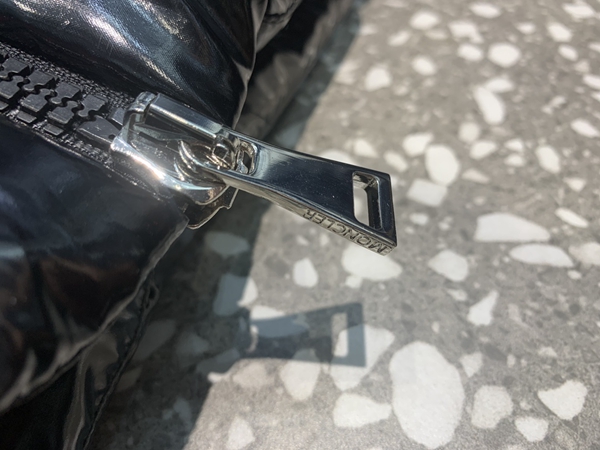 ハイクオリティダウンジャケット着用イメージ